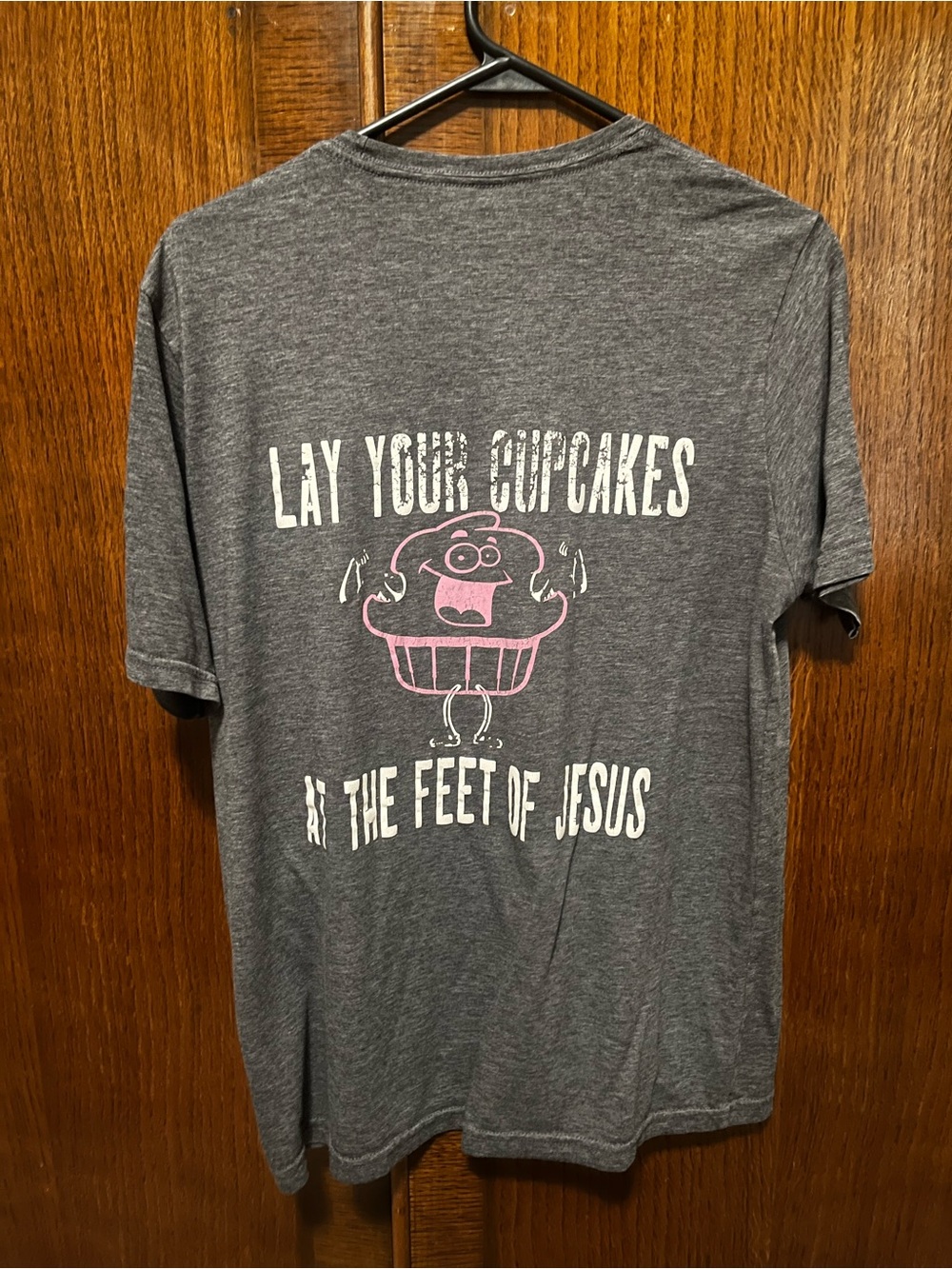 Gray Graphic Tee "Lay Your Cupcakes"
